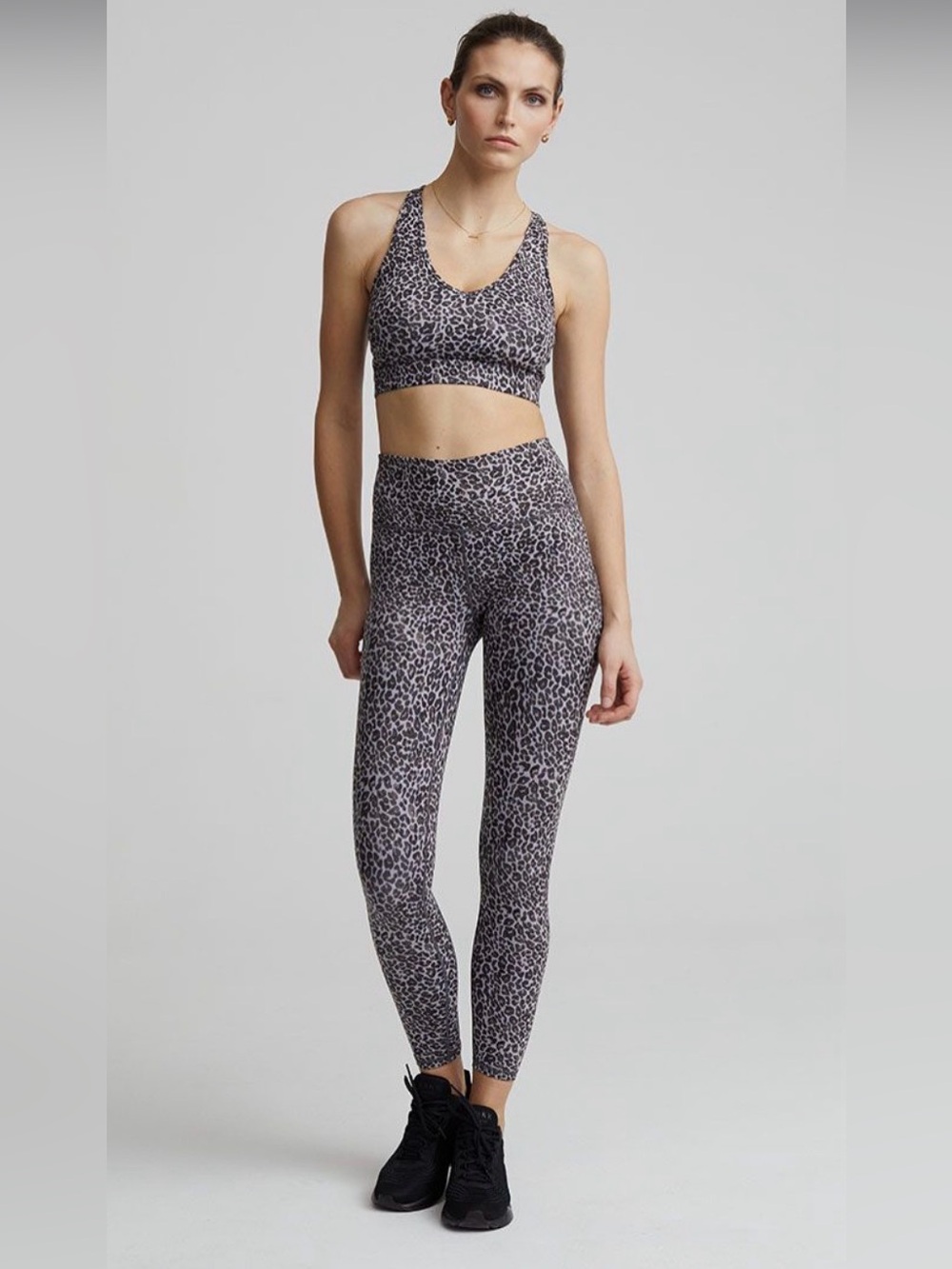 VARLEY High Rise Leggings & Let’s Move Park Racerback Sports Bra Brushed Leopard